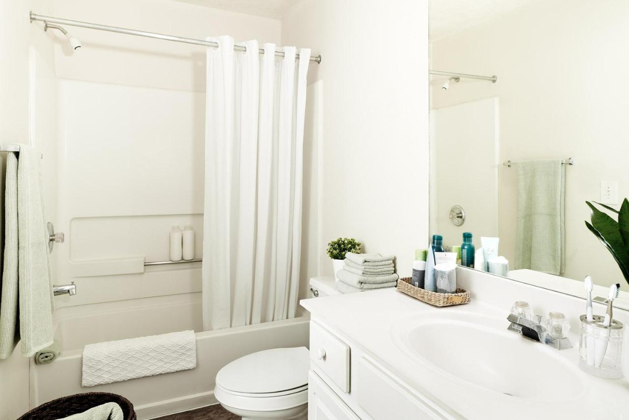 Intown Suites Extended Stay Auburn Al Bagian luar foto